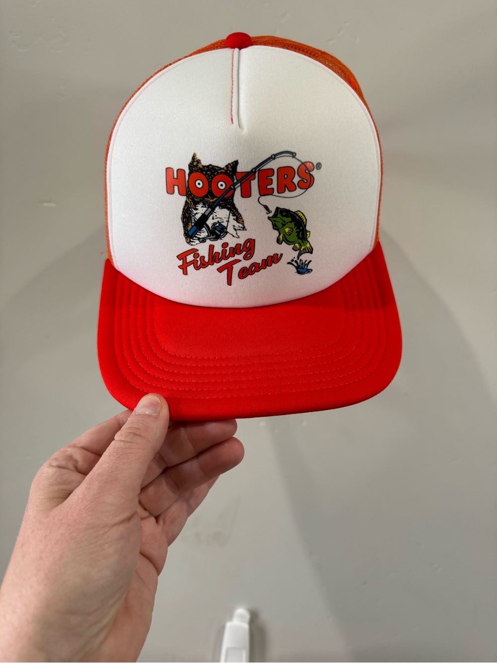 Hooters White, Red & Orange Fishing Team Trucker Hat brand new without tags